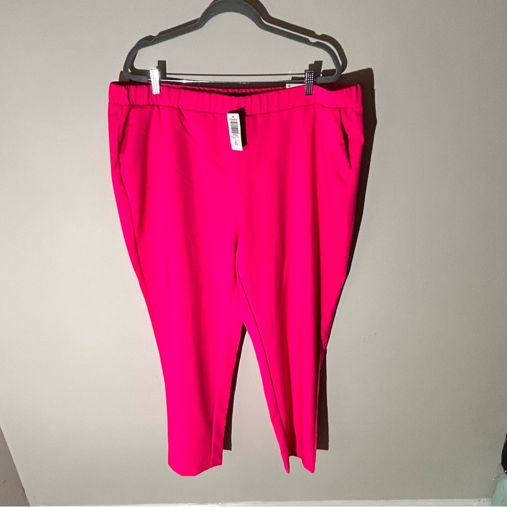 Torrid size 3T Vibrant Pink dressy Women's neon office fun w/ pockets pants NWT - Picture 2 of 7